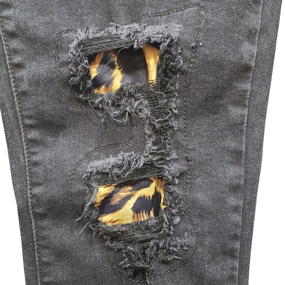 Judy Blue Black Distressed Leopard Patch Skinny Jeans 11/30 Stretch - Picture 12 of 16